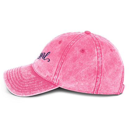 Rosa gewaschene Basecap mit lila Stickerei „horse girl“.