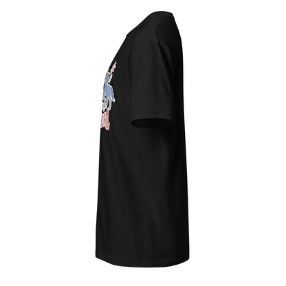 Schwarzes T-Shirt mit der Aufschrift „Nur kurz zum Pferd“ und verspieltem Pferde-Motiv in Rosa- und Blautönen.